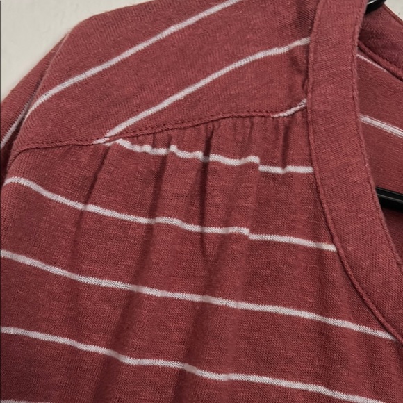 Coral Ribbed Short Sleeve Tee - Picture 4 of 7